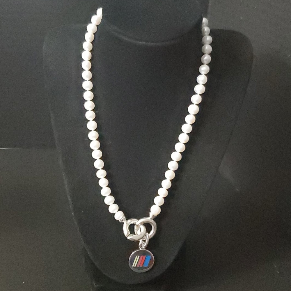 Nascar Silver Charm Pearl Necklace. - Picture 6 of 8